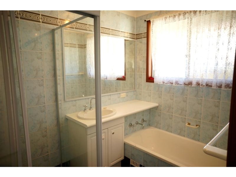 35 Lalich Ave, Bonnyrigg NSW 2177