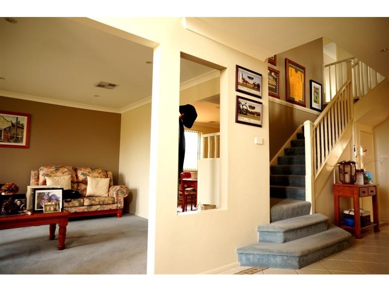 37 Wheatley St, St Johns Park NSW 2176