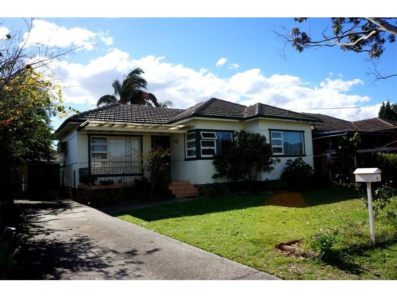 Canley Heights NSW 2166