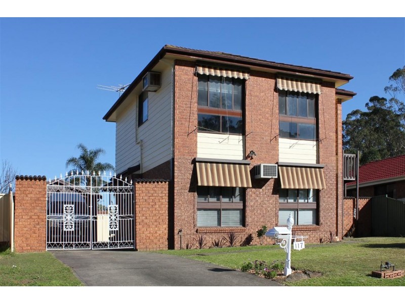 Edensor Park NSW 2176