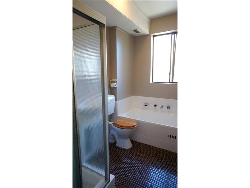 10/3 Equity Pl, Canley Vale NSW 2166