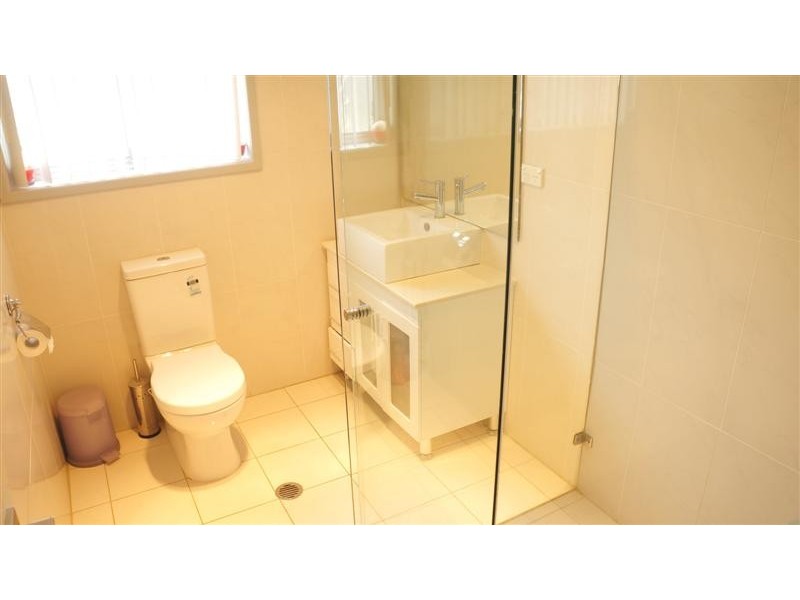 Canley Heights NSW 2166