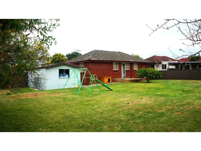 Canley Heights NSW 2166