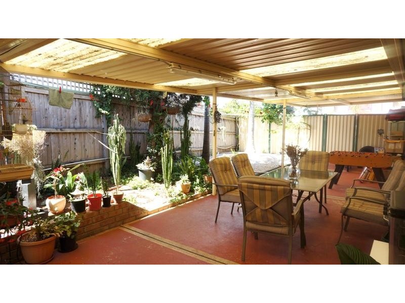 11 Axford Pl, Fairfield West NSW 2165