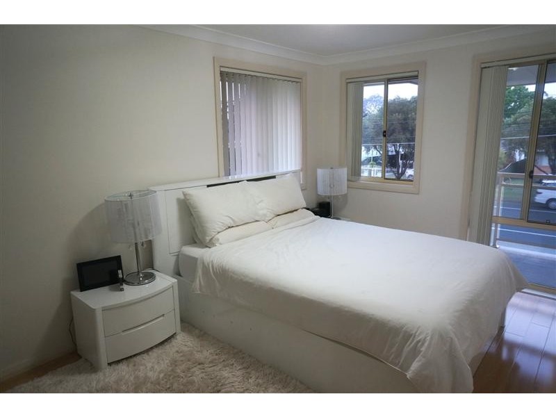 42 Avenel St, Canley Vale NSW 2166