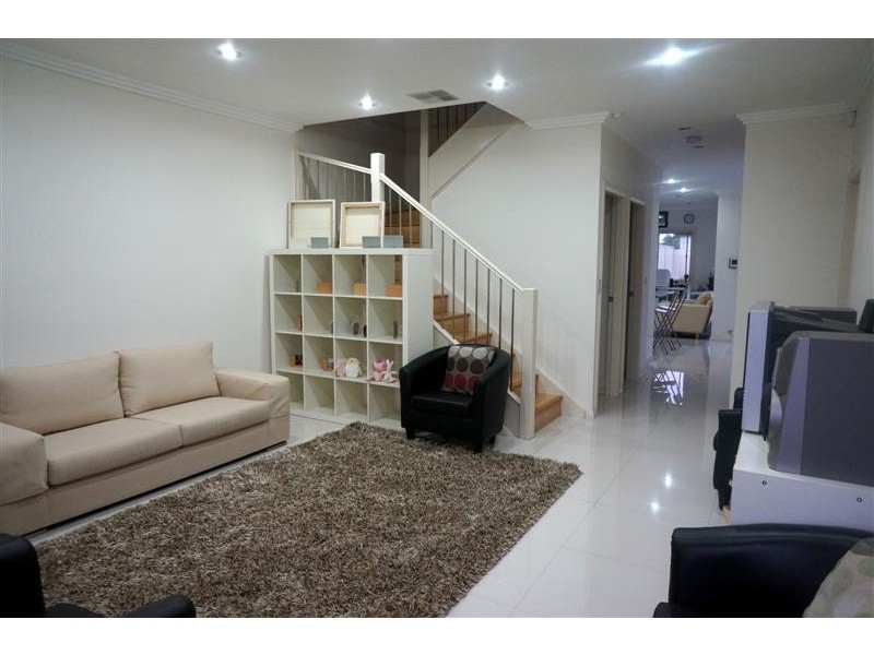 42 Avenel St, Canley Vale NSW 2166