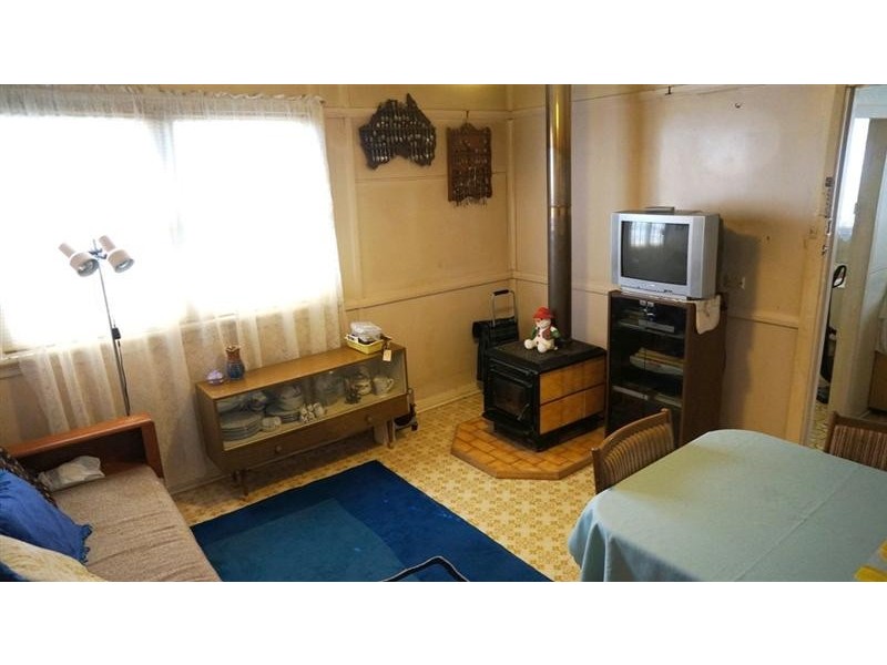 94 Torrens St, Canley Heights NSW 2166