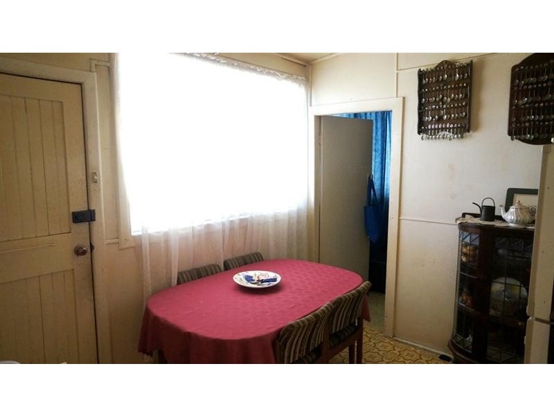 94 Torrens St, Canley Heights NSW 2166