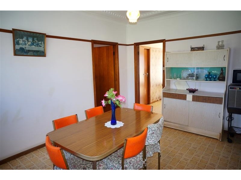 38 Wyong St, Canley Heights NSW 2166