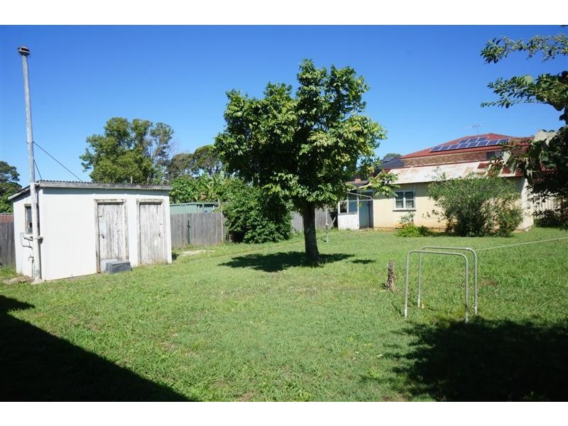 38 Wyong St, Canley Heights NSW 2166