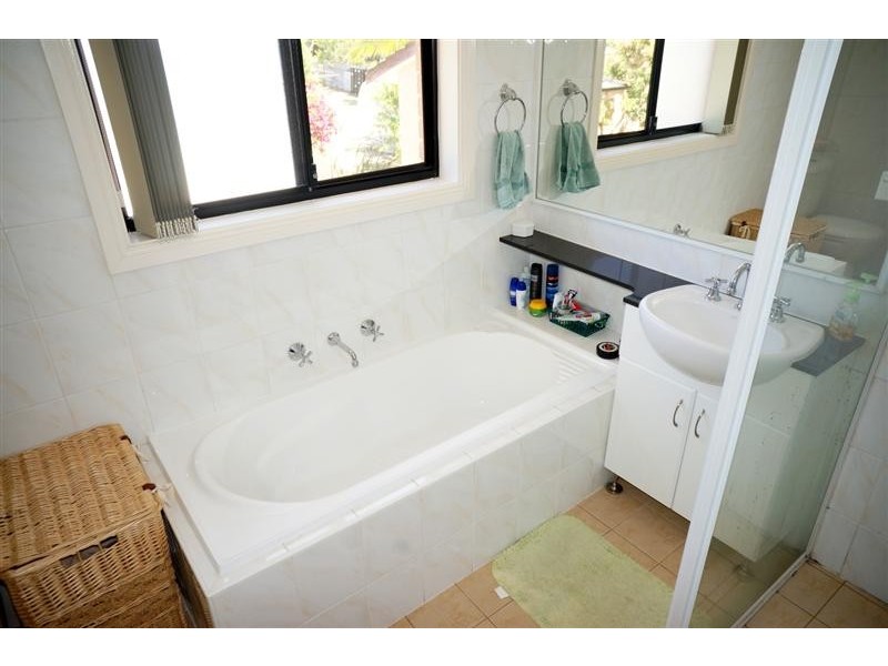 1/42-44 Stanbrook St, Fairfield Heights NSW 2165