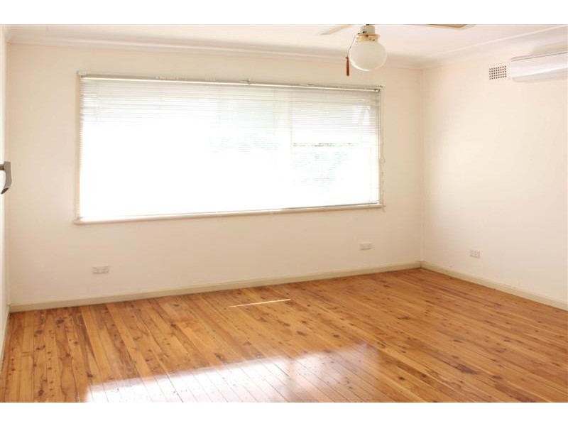 39 Hamel Rd, Mount Pritchard NSW 2170