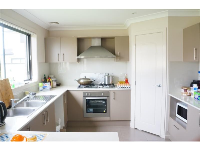 16 Willowbank Cres, Canley Vale NSW 2166