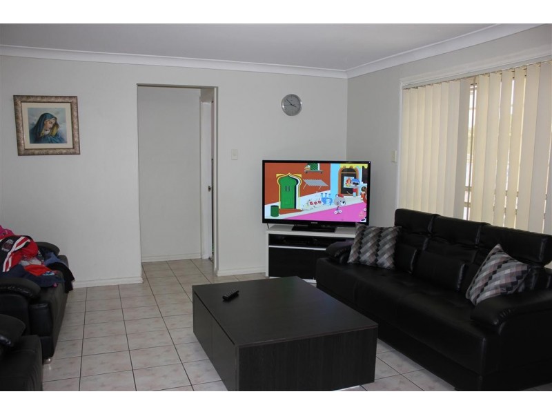 20 Lavender Pl, Fairfield West NSW 2165