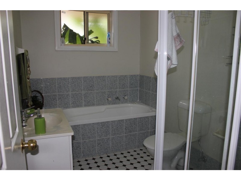 20 Lavender Pl, Fairfield West NSW 2165