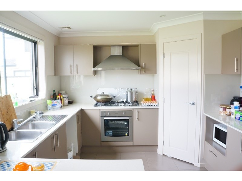 16 Willowbank Cres, Canley Vale NSW 2166