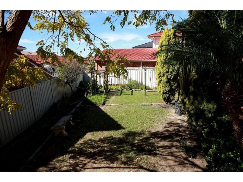 Edensor Park NSW 2176