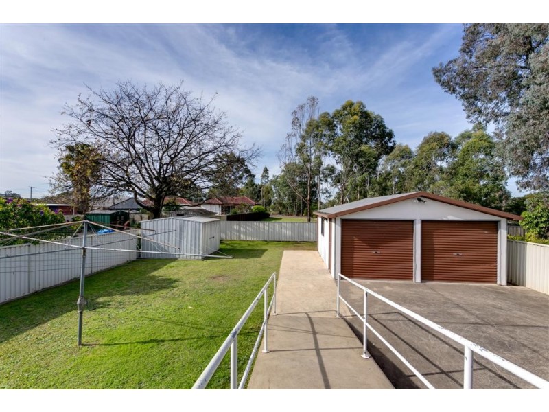 69 Avoca Rd, Canley Heights NSW 2166
