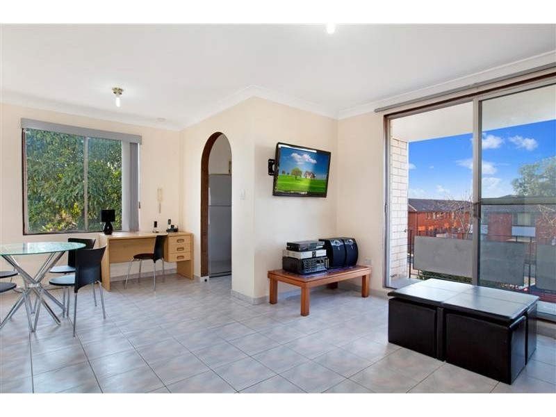 41/118-124 Longfield St, Cabramatta NSW 2166