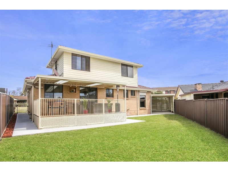 2 Olga Close, Bossley Park NSW 2176