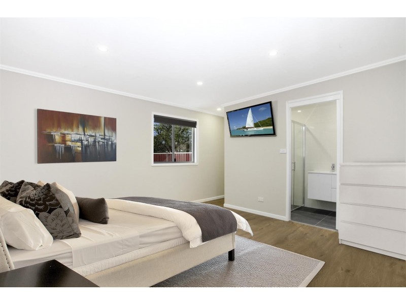 17 Ace Ave, Fairfield NSW 2165