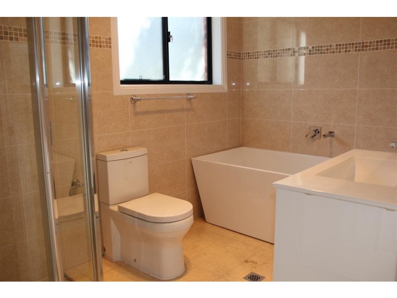 30 Sandakan Rd, Revesby Heights NSW 2212