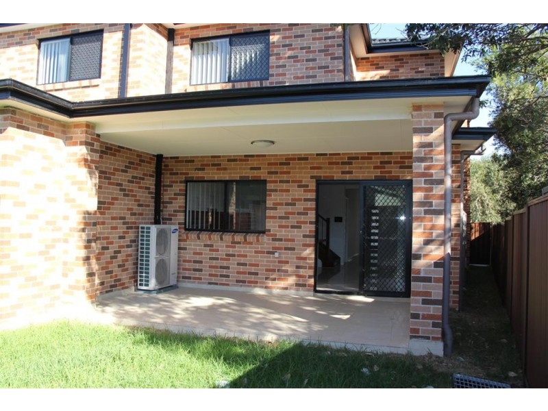 30 Sandakan Rd, Revesby Heights NSW 2212