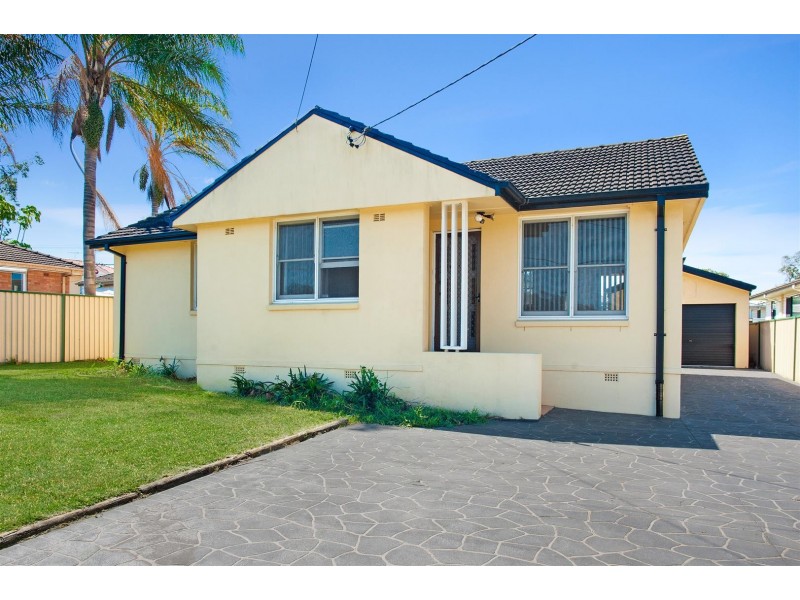 39 Orchard Rd, Busby NSW 2168