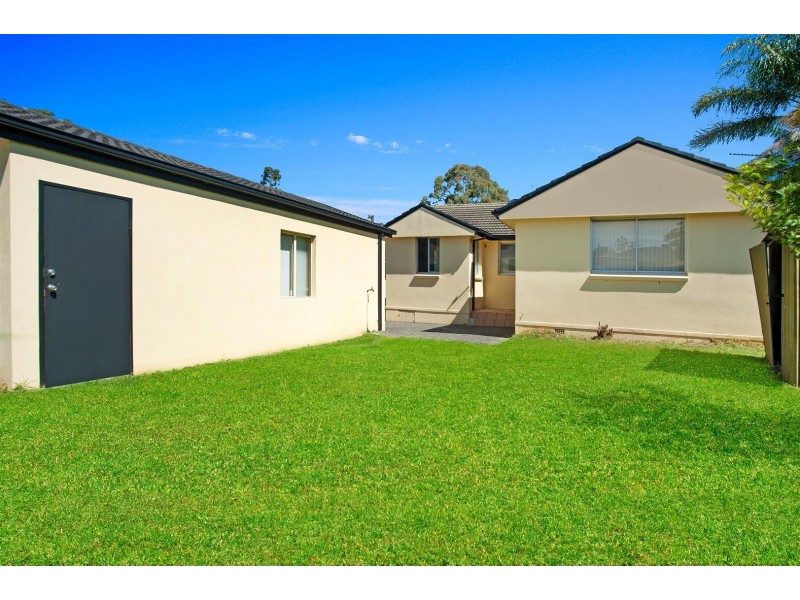 39 Orchard Rd, Busby NSW 2168