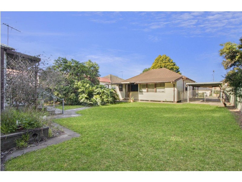 32 Fifth Ave, Canley Vale NSW 2166
