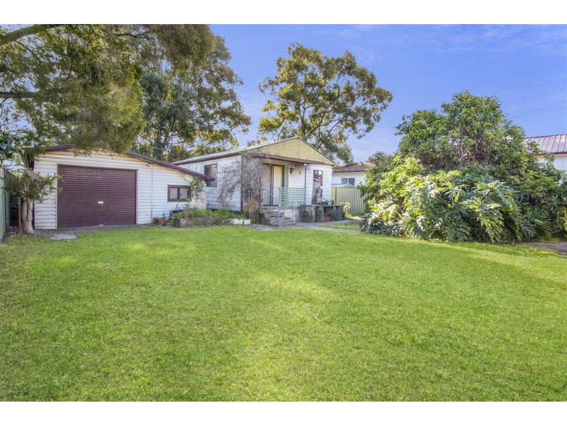 32 Fifth Ave, Canley Vale NSW 2166
