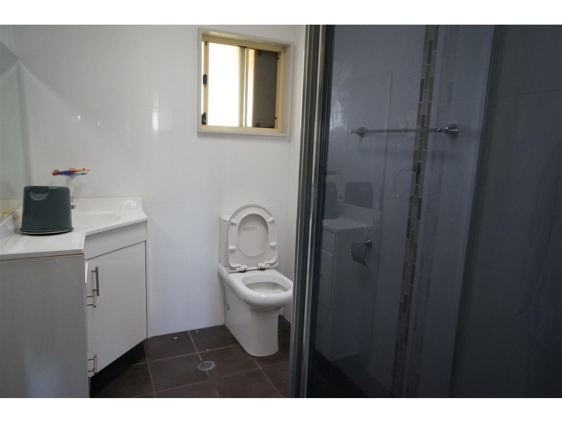 69 Maud St, Fairfield West NSW 2165