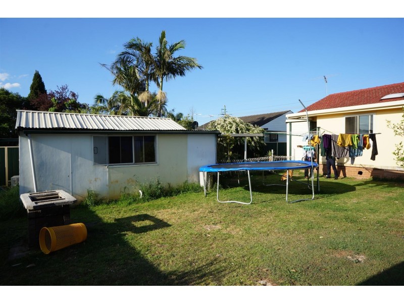 69 Maud St, Fairfield West NSW 2165