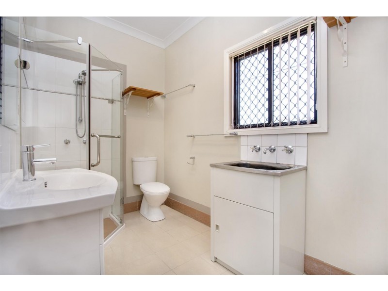 68 Prince St, Canley Heights NSW 2166