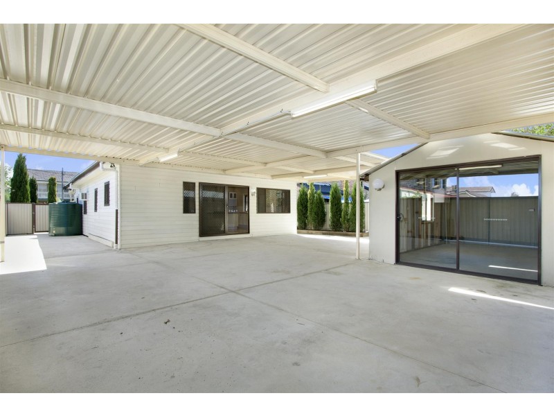 68 Prince St, Canley Heights NSW 2166