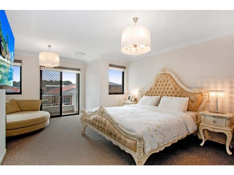 53 Willowbank Cres, Canley Vale NSW 2166