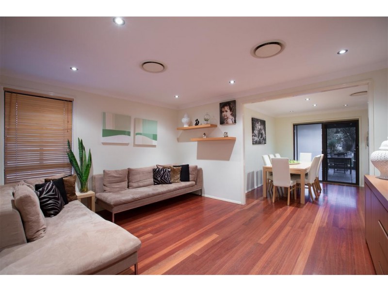 25 Ironside St, St Johns Park NSW 2176