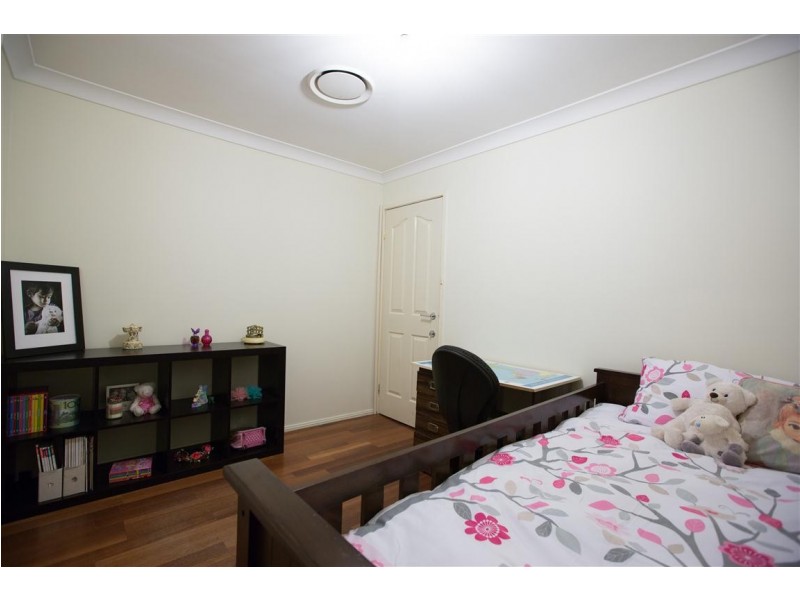 25 Ironside St, St Johns Park NSW 2176