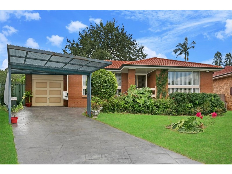 4 Sims Pl, St Johns Park NSW 2176