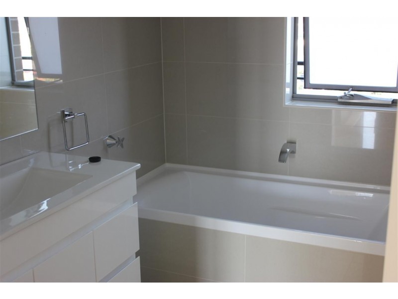 1/398 HAMILTON RD, Fairfield West NSW 2165