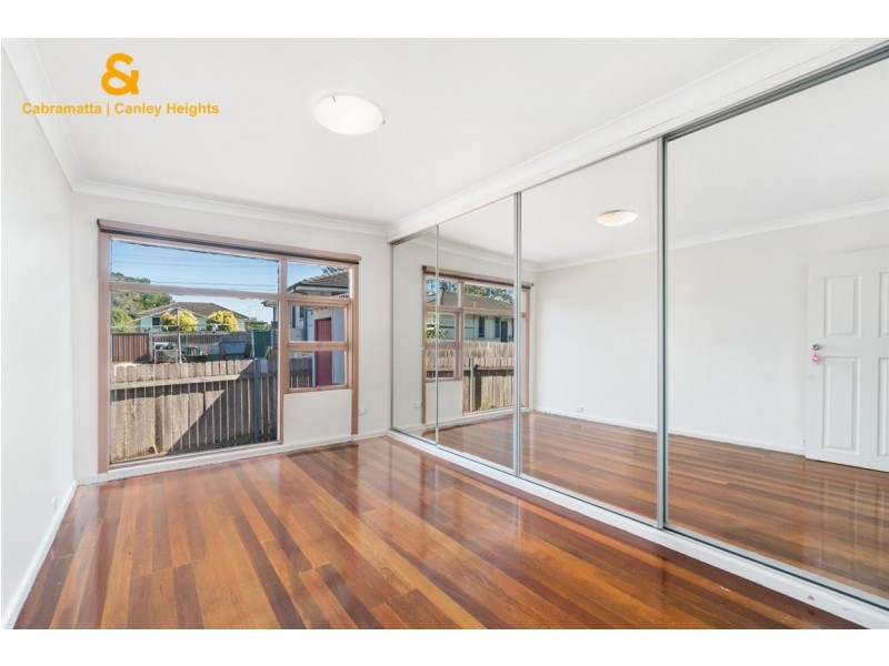 30 UTZON RD, Cabramatta West NSW 2166