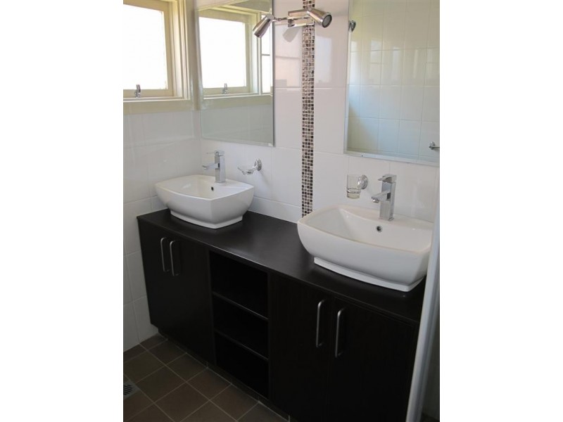 Canley Heights NSW 2166