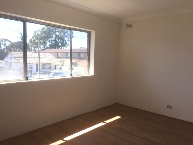 4/148 LONGFIELD ST, Cabramatta NSW 2166