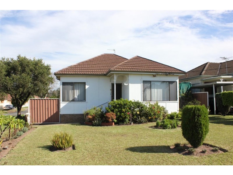 100 Wyong St, Canley Heights NSW 2166