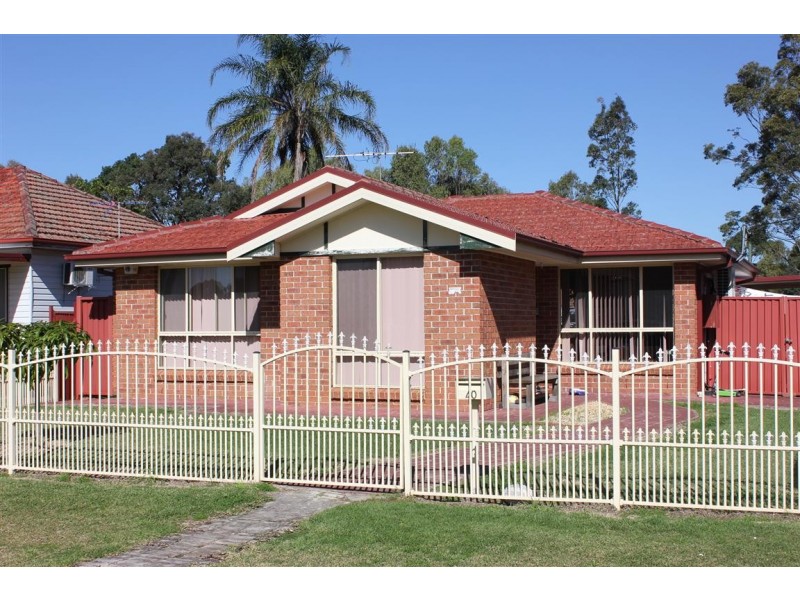 40 Tenella St, Canley Heights NSW 2166