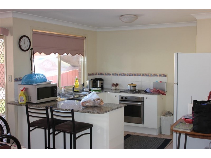 40 Tenella St, Canley Heights NSW 2166