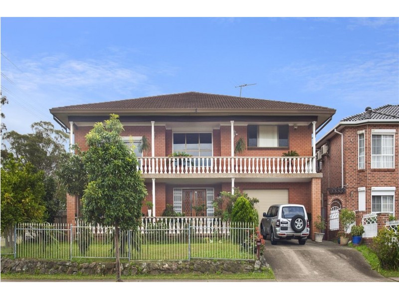 181 Humphries Rd, St Johns Park NSW 2176