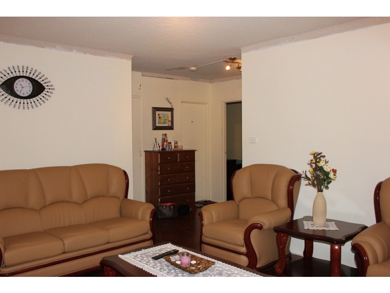 7/82 Harris St, Fairfield NSW 2165