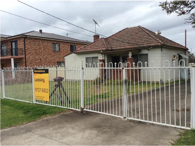 114 FAIRVIEW RD, Cabramatta NSW 2166