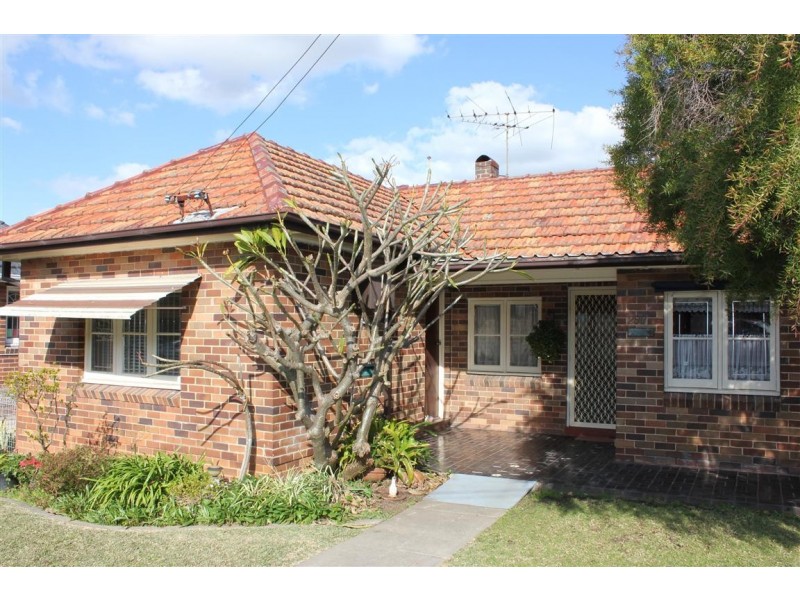 290 Cabramatta Rd, Cabramatta NSW 2166